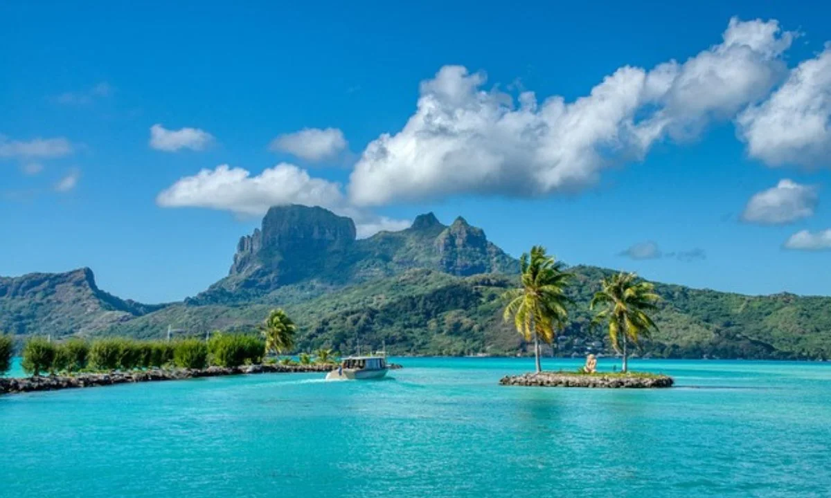 How to Visit Yukevalo island