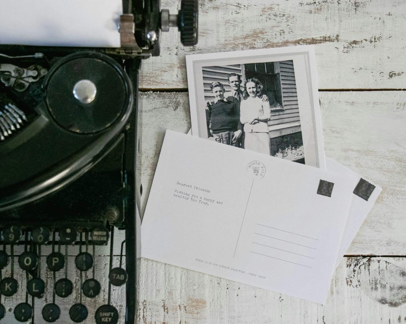 PhotoAckMP: Capturing Moments, Crafting Memories