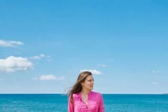 How to Style a Cotton Gauze Dress for Any Occasion