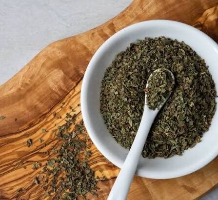 How to Use Basil Seasoning for Flavorful Dishes